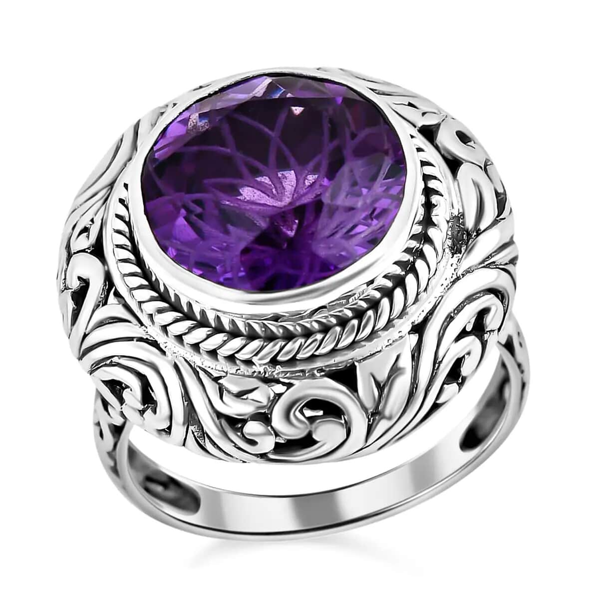 Doorbuster Bali Legacy African Amethyst Ring in Sterling Silver (Size 10.0) 5.75 ctw image number 0