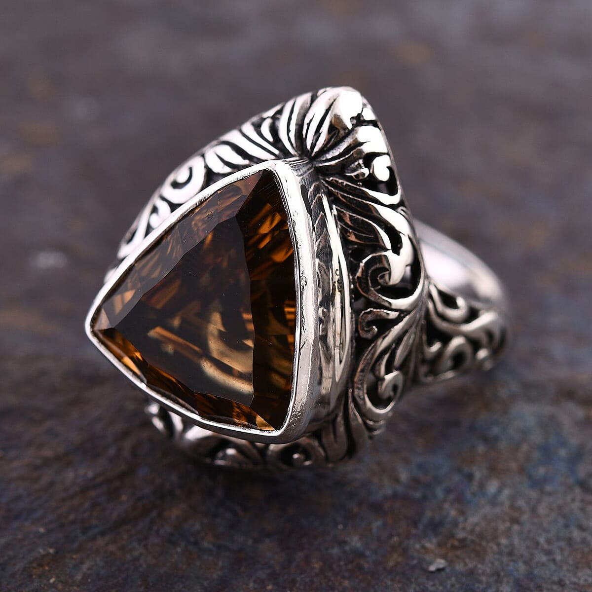 Bali Legacy Brazilian Citrine Ring in Sterling Silver (Size 9.0) 9.35 ctw image number 1