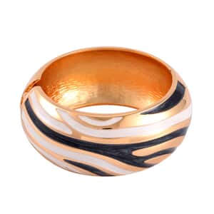 Black and White Color Enameled Bangle Bracelet (7.00 In) in Goldtone