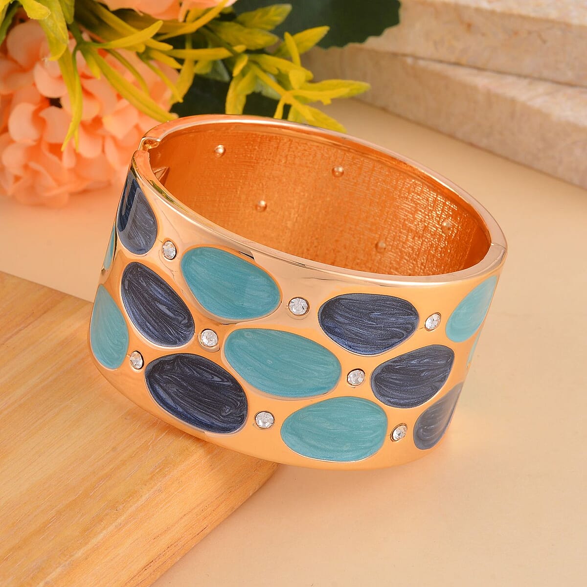 White Austrian Crystal and Blue Enameled Bangle Bracelet in Goldtone (7.00 In) image number 1