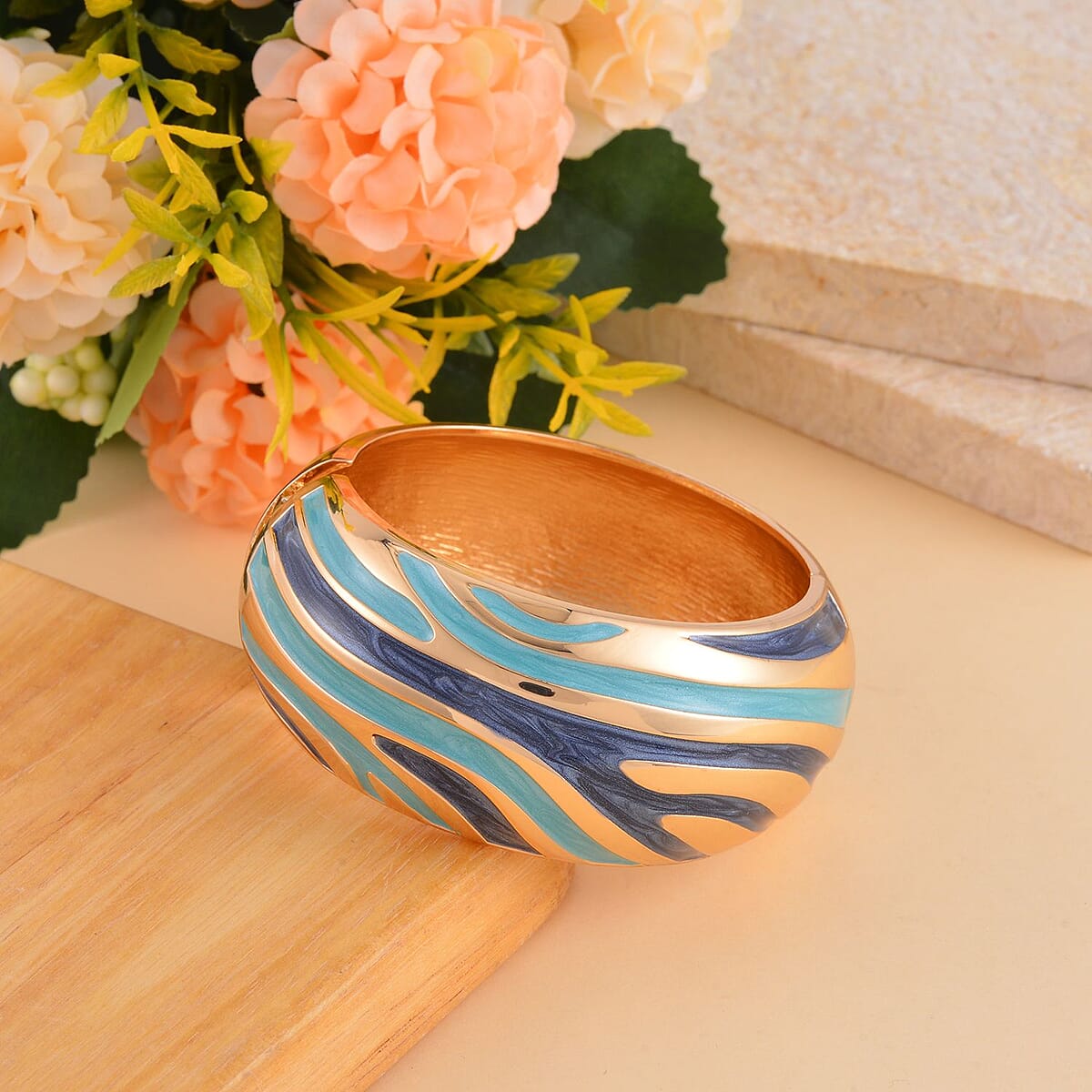 Light Blue and Blue Enameled Bangle Bracelet (7.00 In) in Goldtone image number 1