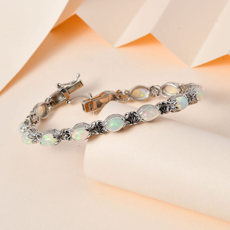 Premium Ethiopian Welo Opal Bracelet in Platinum Over Sterling Silver (7.25 In) 8.40 ctw