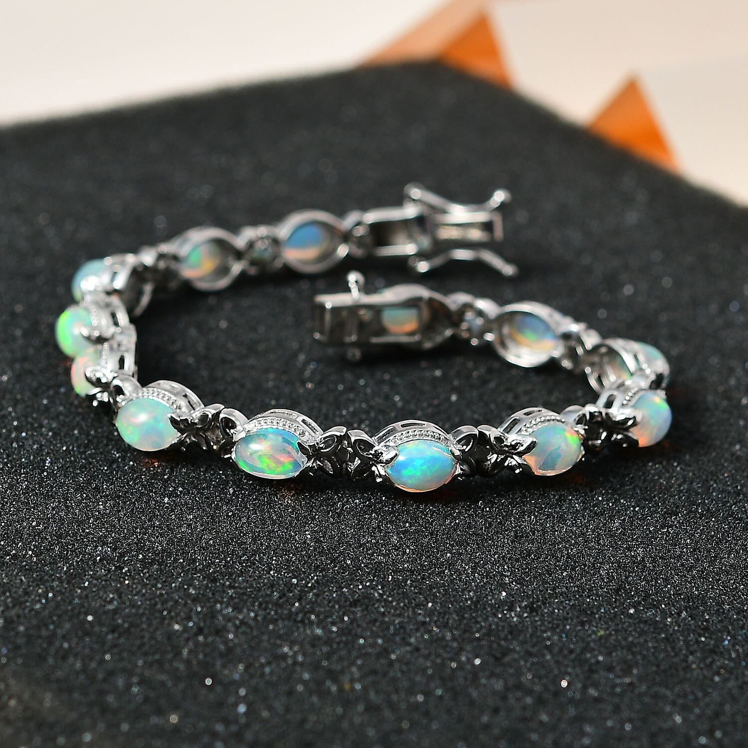 Default Title - Product card gallery slide 3 (10145074217243)