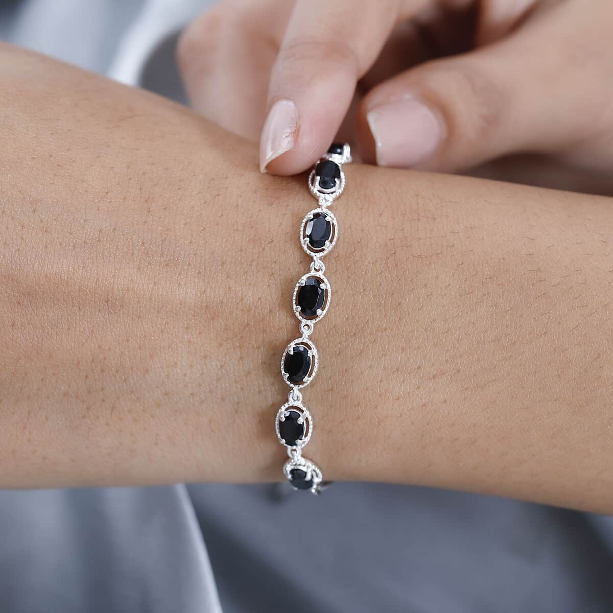 Thai Black Spinel Bolo Bracelet in Sterling Silver and Stainless Steel 4.35 ctw image number 2