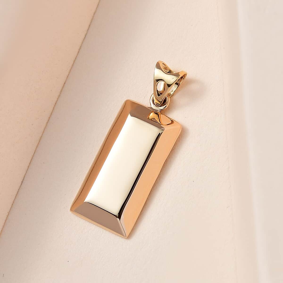 18K Yellow Gold Bar Pendant (1.50 g) image number 1