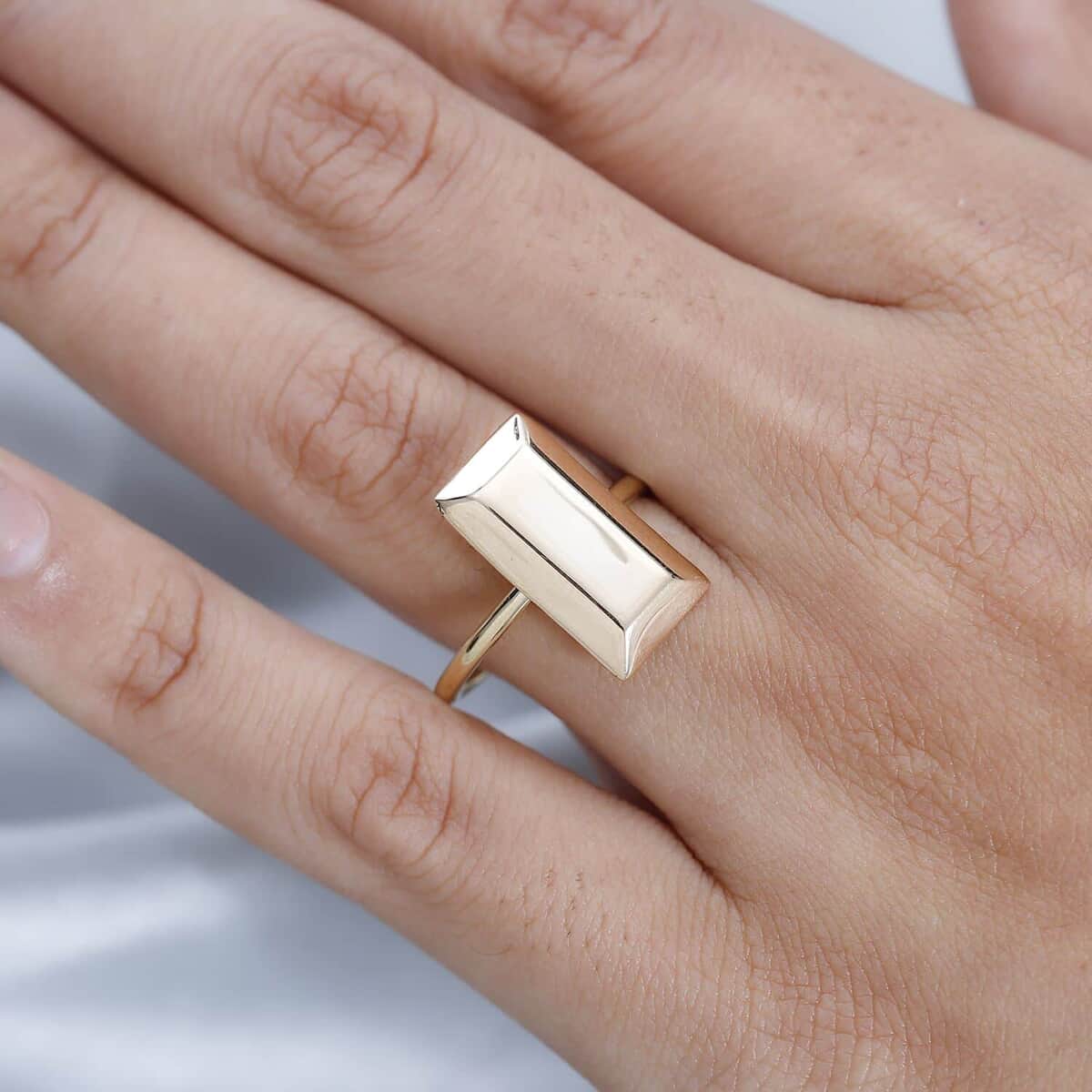 Iliana Bar Ring in 18K Yellow Gold 2.50 Grams(Size 6.0) image number 2