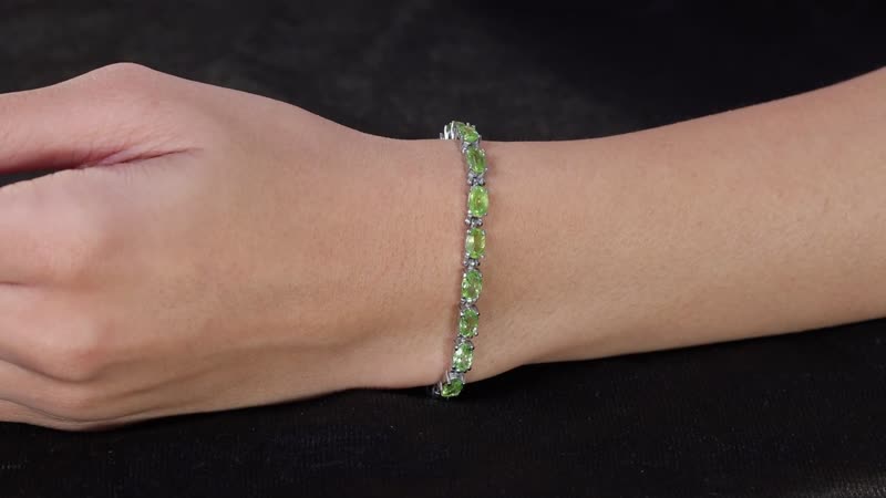 Peridot Bracelet in Stainless Steel (7.25 In) 10.70 ctw