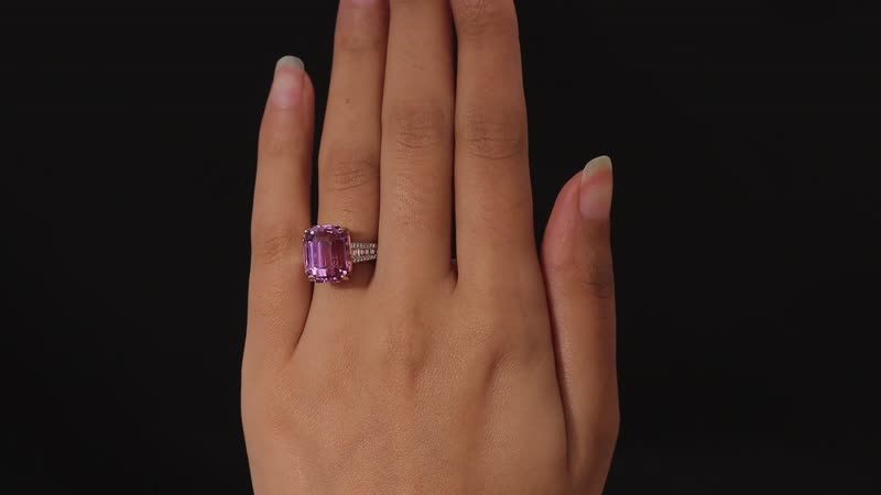 Certified and Appraised Iliana 18K Rose Gold AAA Patroke Kunzite, Diamond (G-H, SI) (0.28 cts) Ring (Size 10.0) (5.60 g) 12.75 ctw