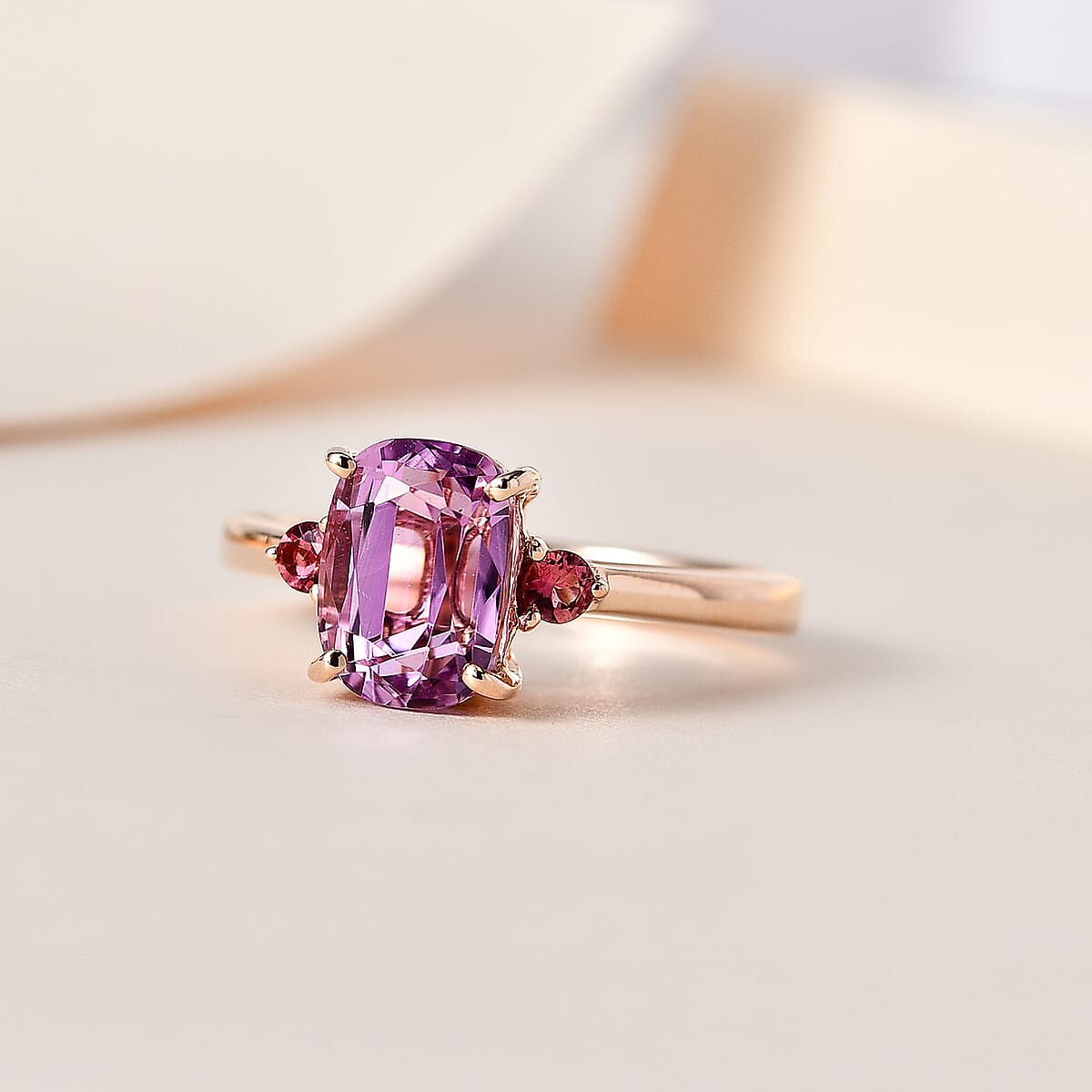 Luxoro 10K Rose Gold AAA Patroke Kunzite and Natural Calabar Pink Tourmaline 3.40 ctw Ring (Size 8.0) image number 1