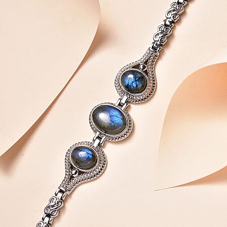 Malagasy Labradorite - Product card gallery slide 2 (10177239744825)