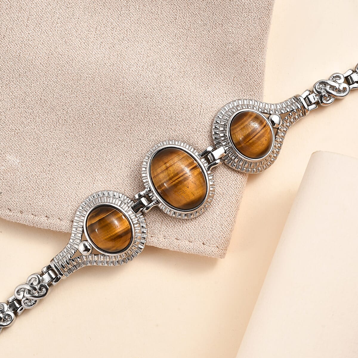 Tiger's Eye 29.60 ctw Toggle Clasp Bracelet in Stainless Steel (7.00 In) image number 1