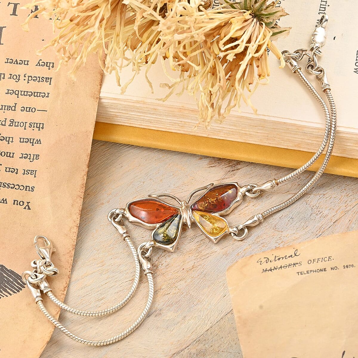 Baltic Amber Bracelet in Sterling Silver (7.50 In) image number 1