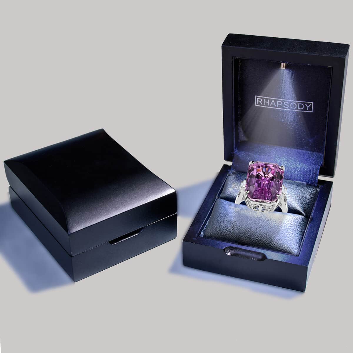 Certificate and Appraised Rhapsody 950 Platinum AAAA Patroke Kunzite and E-F VS2 Diamond Ring (Size 7.0) 10.30 Grams 24.50 ctw image number 7