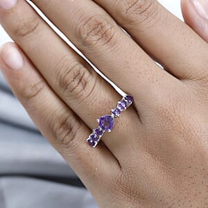 Premium Mashamba Amethyst Heart 7 Stone Ring in Platinum Over Sterling Silver (Size 5.0) 1.35 ctw