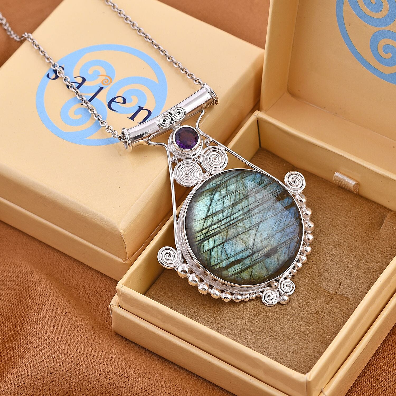 Default Title - Product card gallery slide 2 (10145135132955)