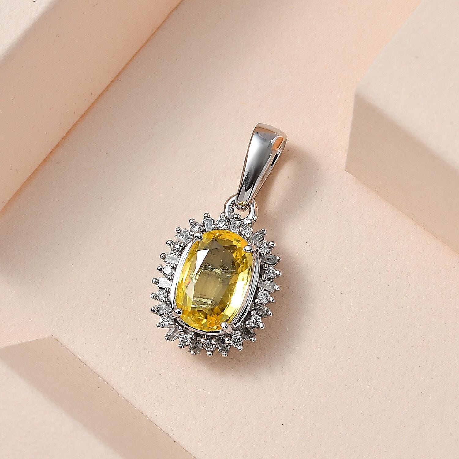 Yellow Sapphire - Product card gallery slide 2 (10145135264027)