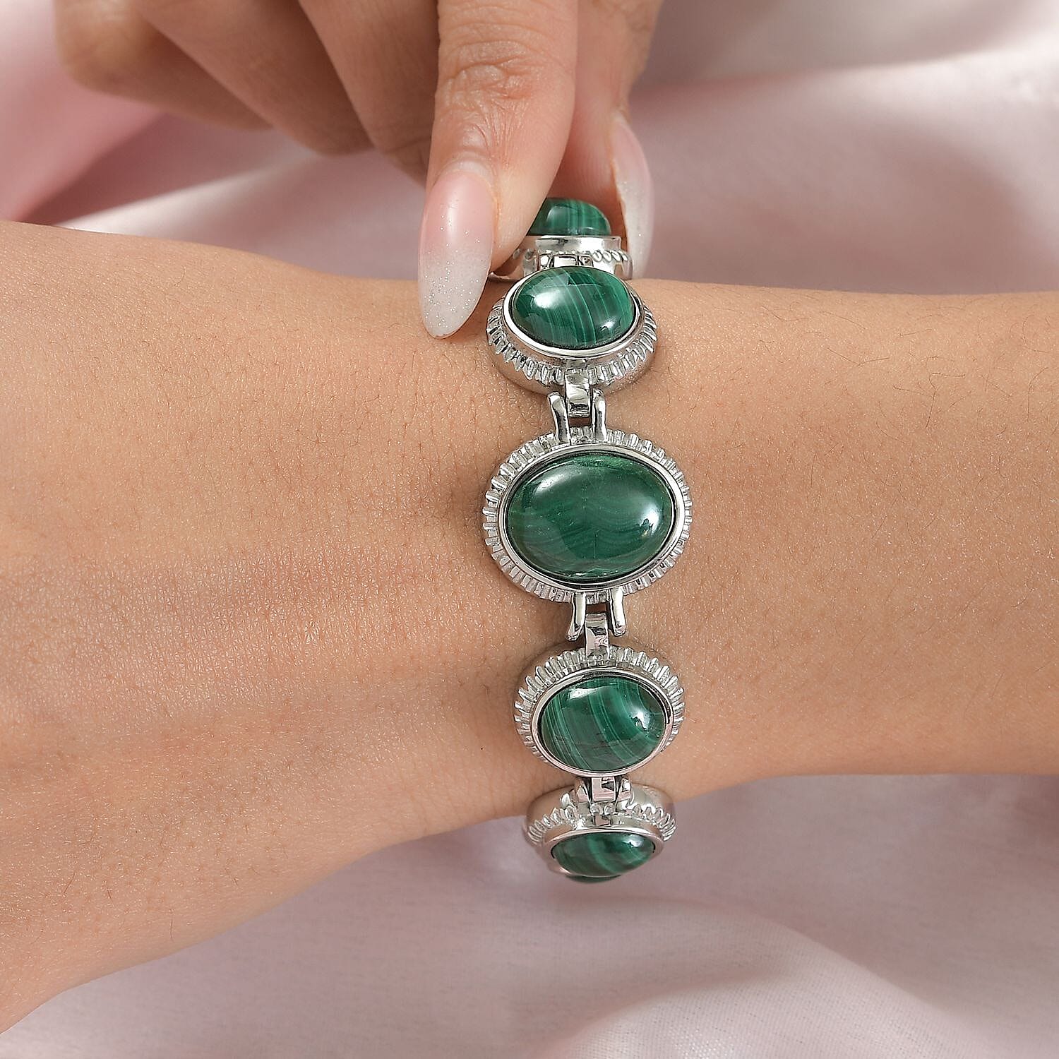 Default Title - Product card gallery slide 3 (10145187004699)