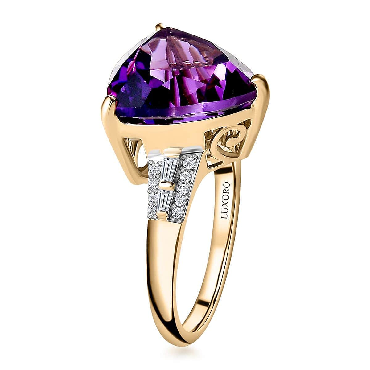 Luxoro AAA Zambian Amethyst and Moissanite 9.25 ctw Ring in 10K Yellow Gold (Size 8.0) image number 3