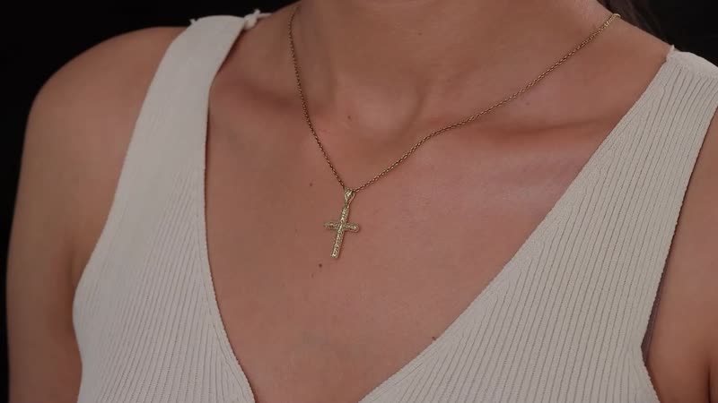 Cross Pendant in 10K Yellow Gold