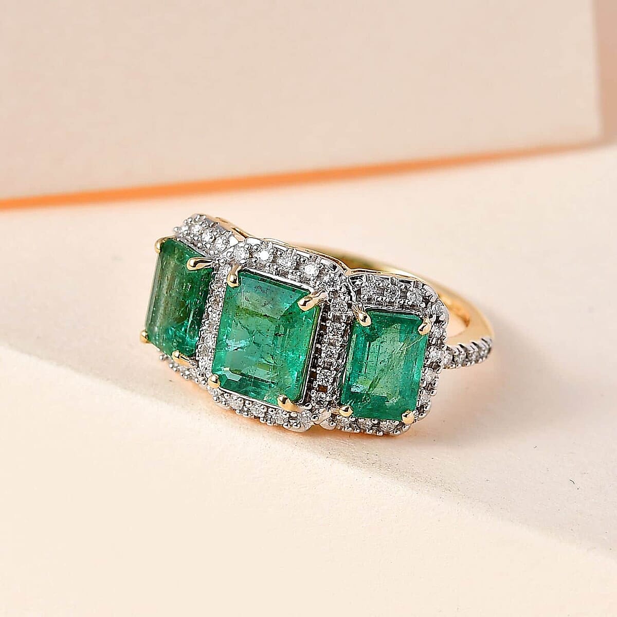 Doorbuster Luxoro 14K Yellow Gold AAA Emerald and G-H I1 Diamond Ring 4.00 ctw image number 1