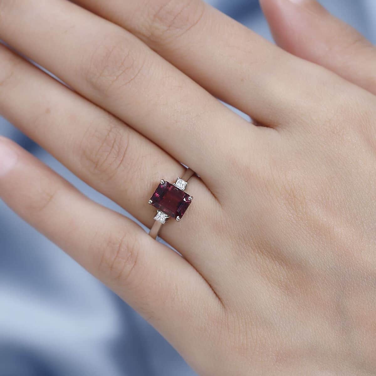 Rhapsody 950 Platinum AAAA Ouro Fino Rubellite and E-F VS Diamond Ring (Size 10.0) 5.25 Grams 2.00 ctw image number 2