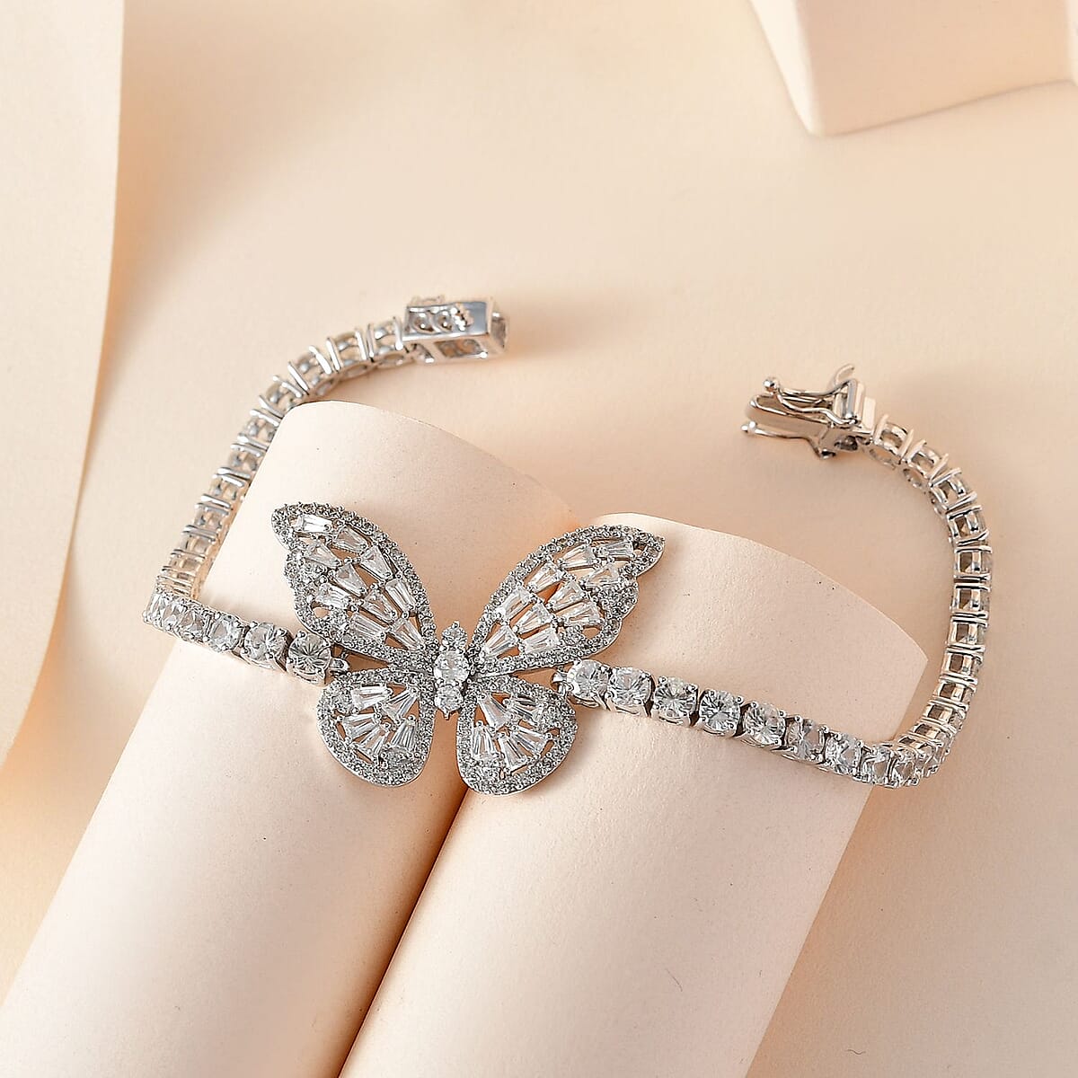 GP Trionfo Collection White Zircon Butterfly Bracelet in Platinum Over Sterling Silver (7.25 In) 13.70 ctw image number 1