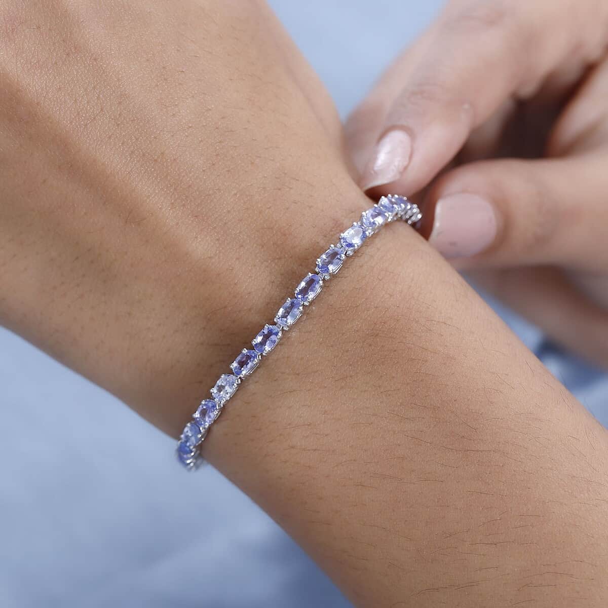 Doorbuster Tanzanite Tennis Bracelet in Platinum Over Sterling Silver (6.50 In) 7.60 ctw (Del. in 5-7 Days) image number 2