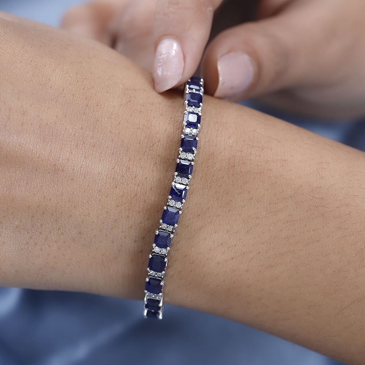 Asscher Cut Masoala Sapphire (D) and White Zircon Bracelet in Platinum Over Sterling Silver (7.25 In) 17.40 ctw image number 2