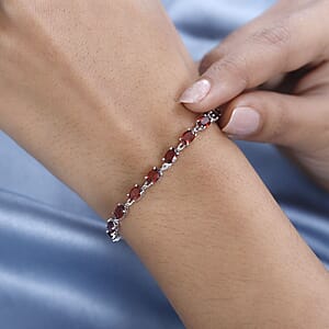 Mozambique Garnet Bracelet in Platinum Over Sterling Silver (7.25 In) 12.50 ctw