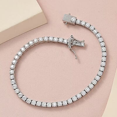 D'Joy Moissanite 5.50 ctw Tennis Bracelet in Platinum Over Sterling Silver (7.25 In)