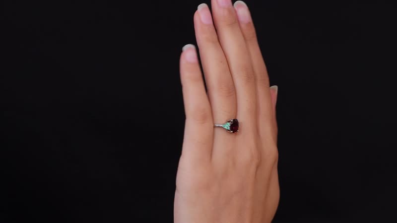 Certified Rhapsody 950 Platinum AAAA Ouro Fino Rubellite and AAAA Boyaca Colombian Emerald Ring (Size 6.0) 4.90 Grams 2.10 ctw