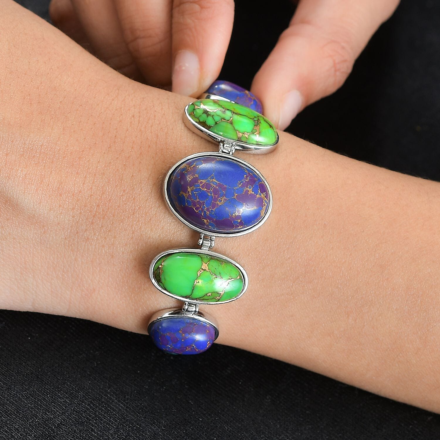 Default Title - Product card gallery slide 3 (10145173897499)