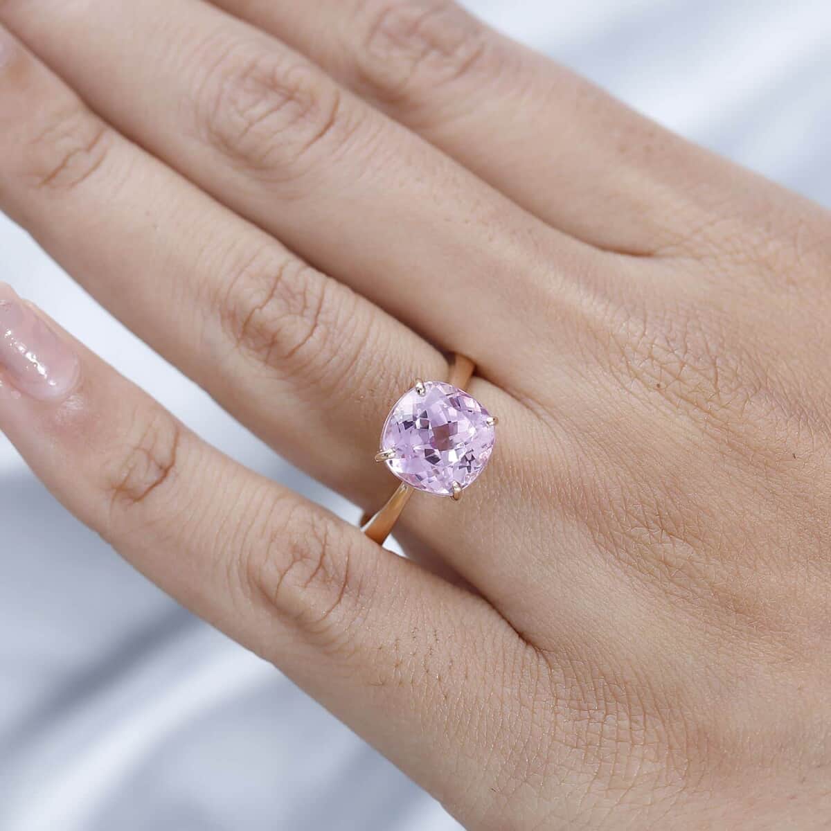 Luxoro 14K Rose Gold AAA Patroke Kunzite Solitaire Ring 5.75 ctw image number 2