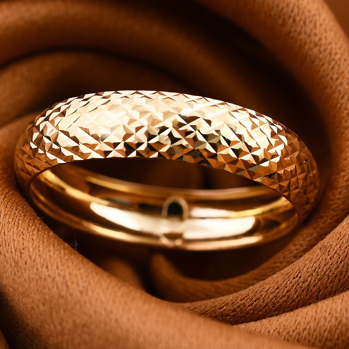 Diamond-Cut Band Ring in 18K Yellow Gold (Size 7.0) 0.91 Grams image number 1