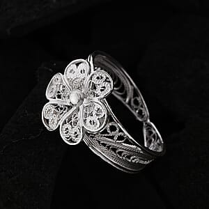 Artistry Tarakashi Collection Sterling Silver Plumeria Floral Ring (Size 11.0) (2.65 g)