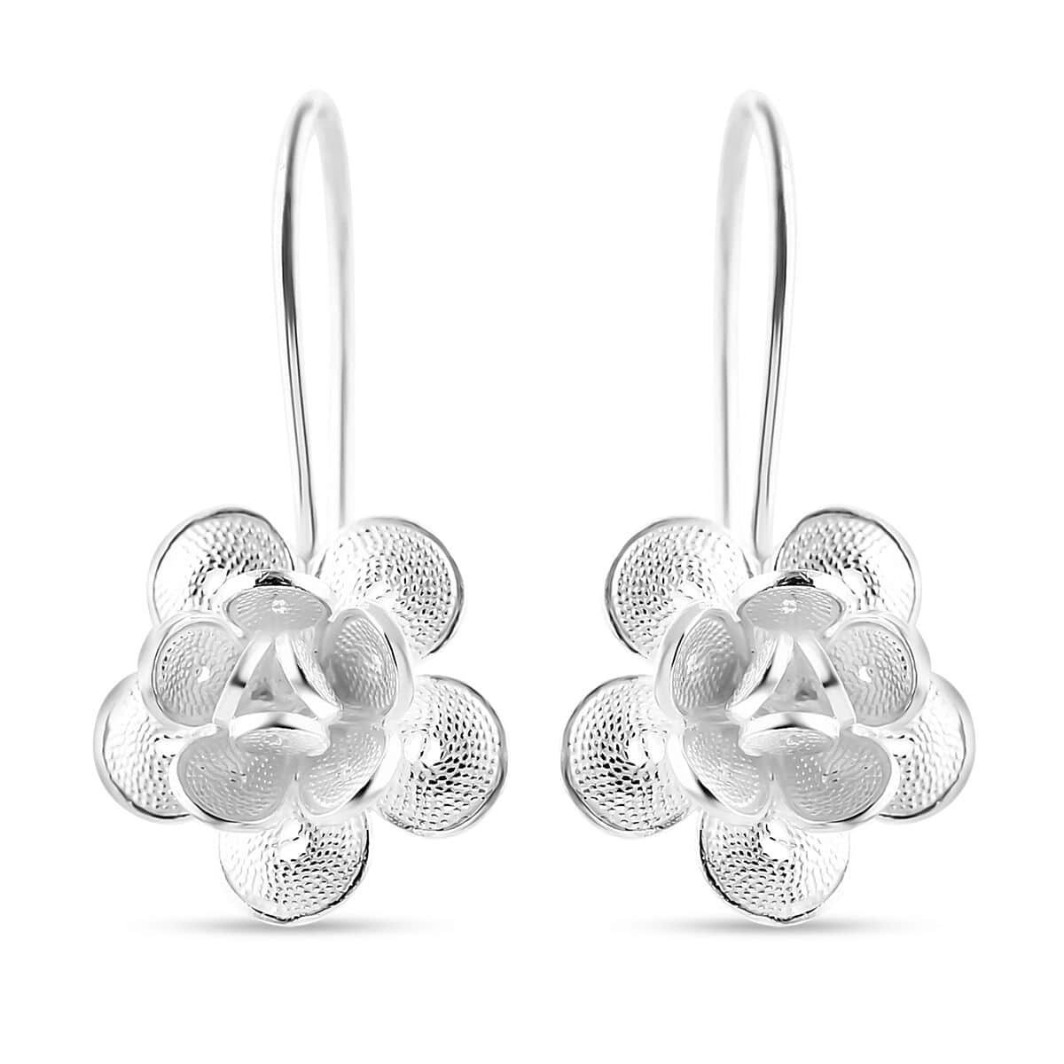 Artistry Tarakashi Collection Sterling Silver Floral Earrings 2.65 Grams image number 0