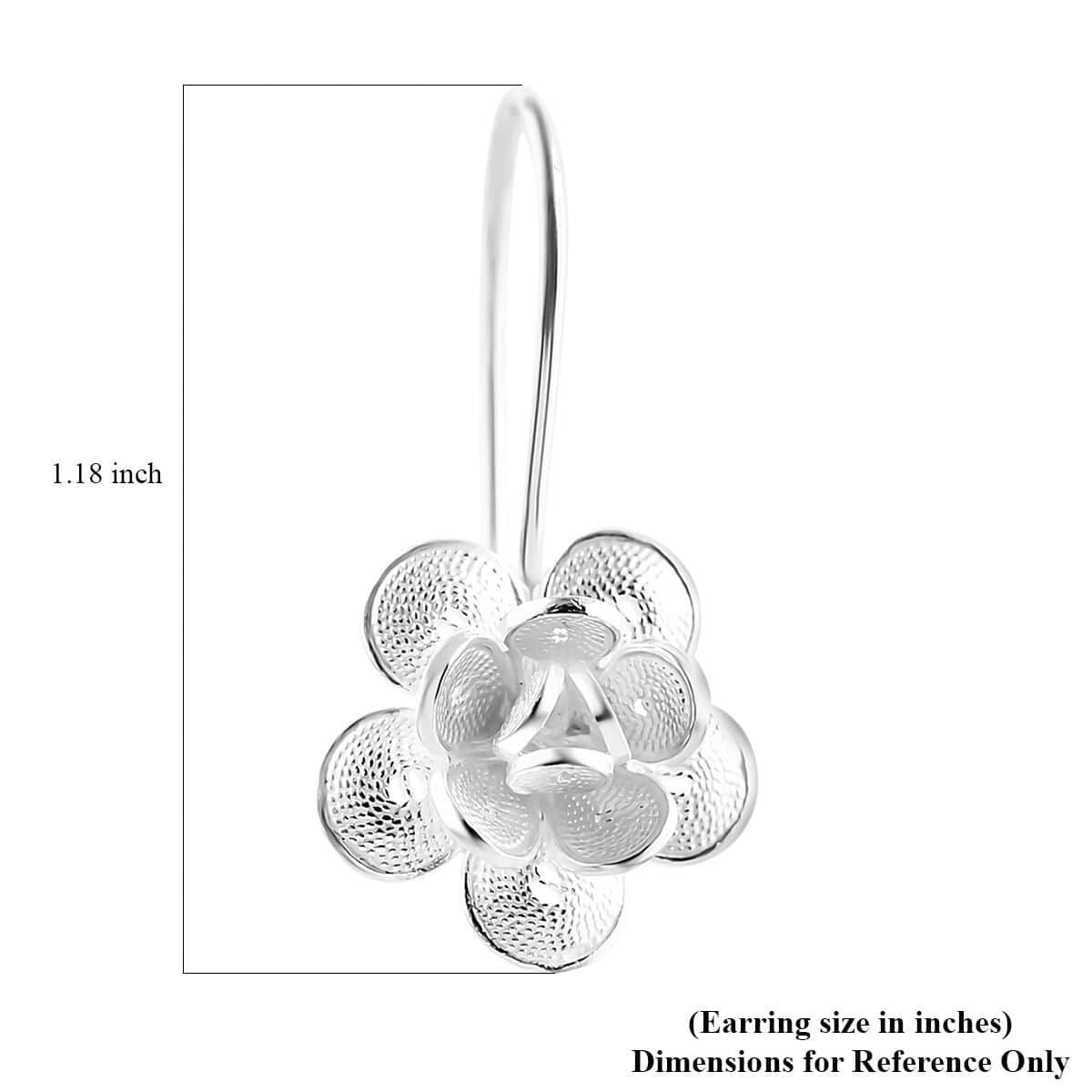 Artistry Tarakashi Collection Sterling Silver Floral Earrings 2.65 Grams image number 5