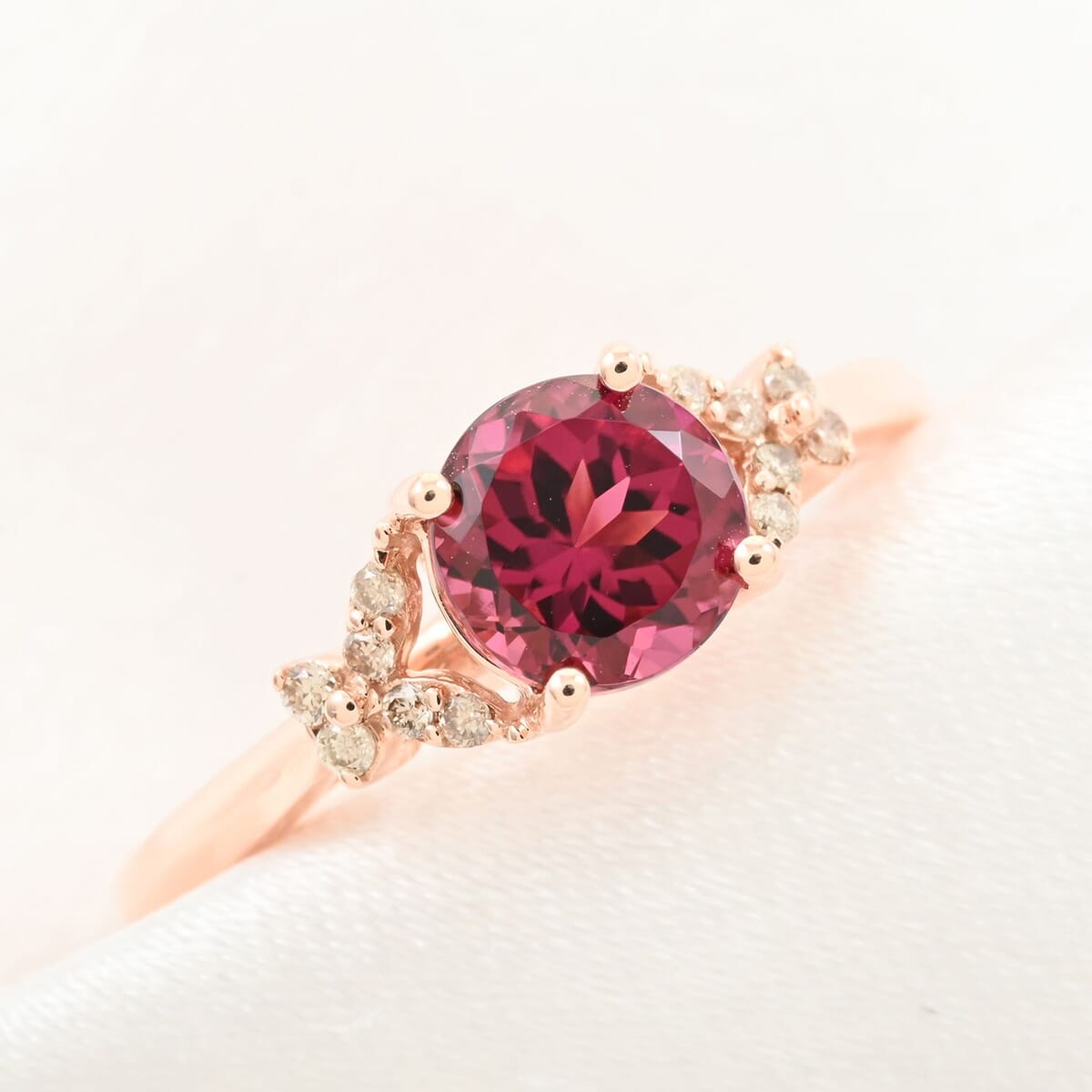 Certified & Appraised Luxoro 14K Rose Gold AAA Ouro Fino Rubellite and G-H I2 Diamond Ring (Size 7.0) 1.00 ctw image number 1