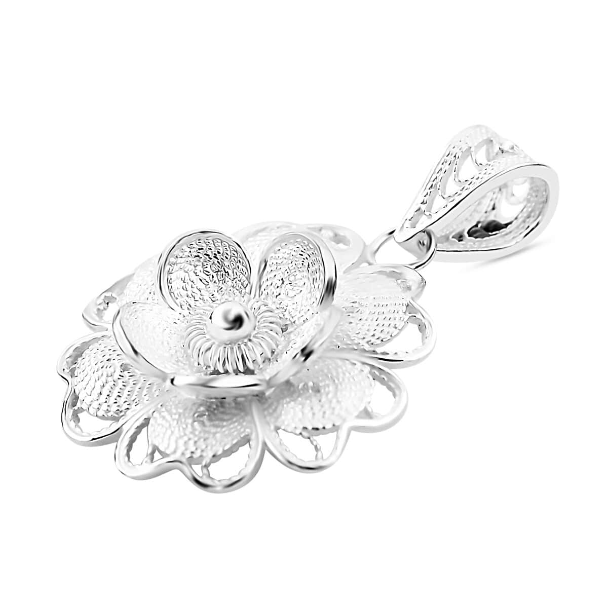 Sterling Silver Floral Pendant 1.80 Grams image number 3