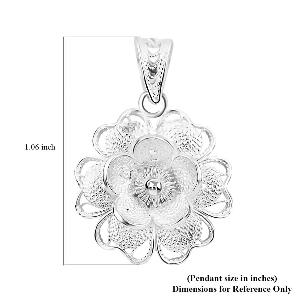 Sterling Silver Floral Pendant 1.80 Grams image number 5
