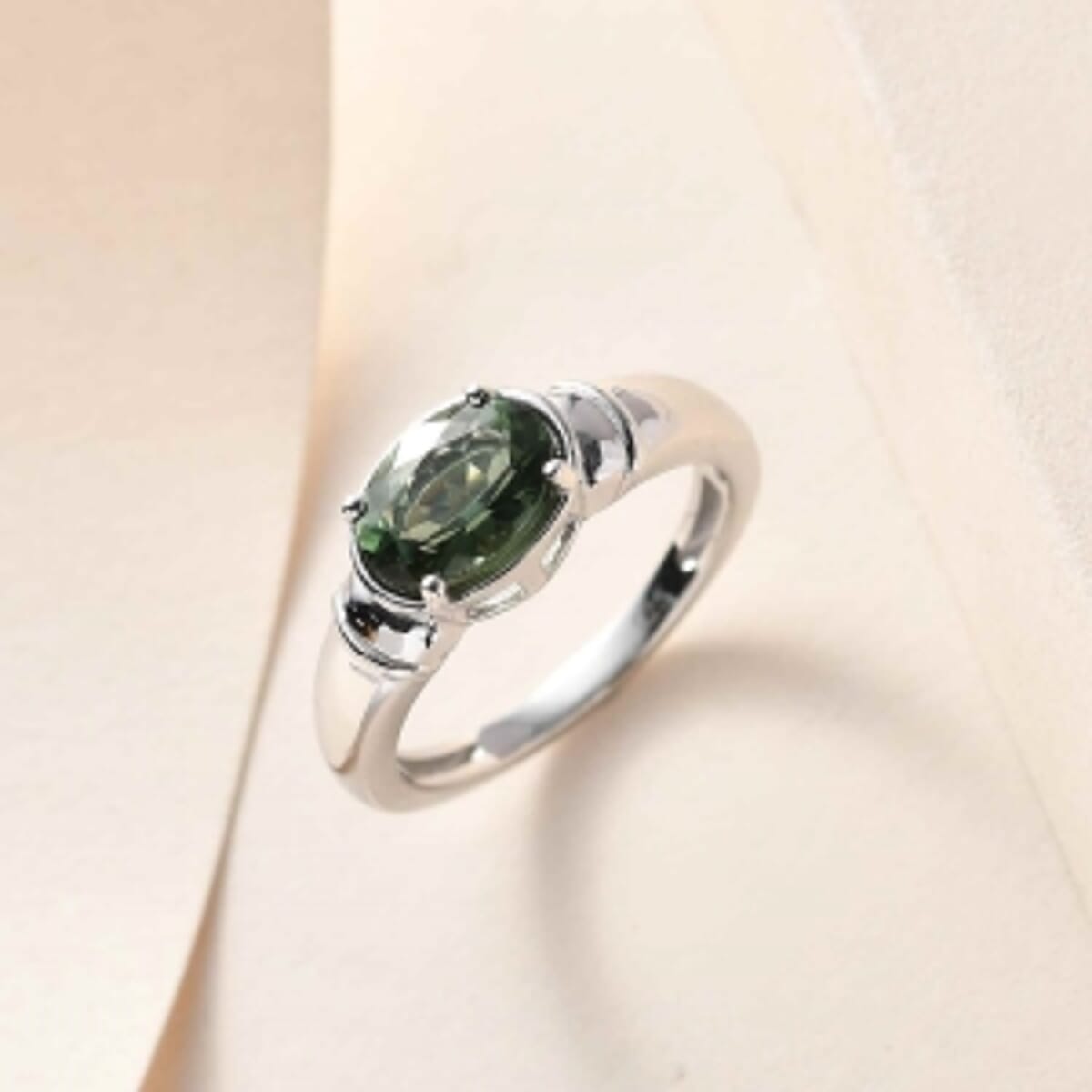 Natural Green Apatite 1.26 ctw Ring in Platinum Over Sterling Silver (Size 11.5) image number 1