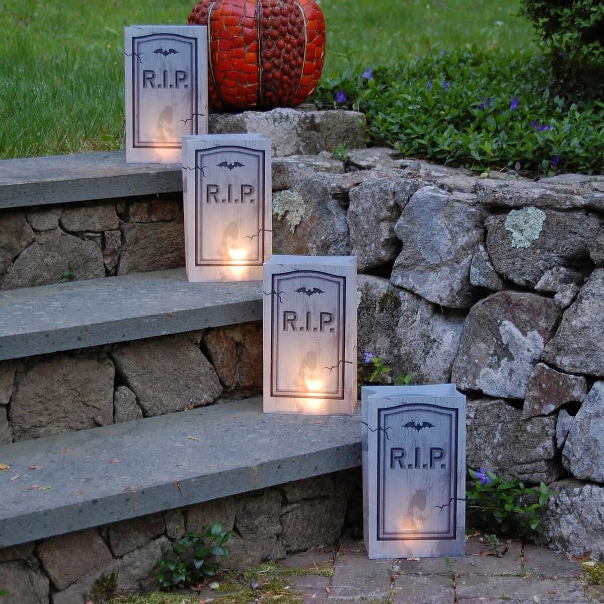 Halloween-Plastic Luminaria Bags, Tombstone – Set of 12 image number 3