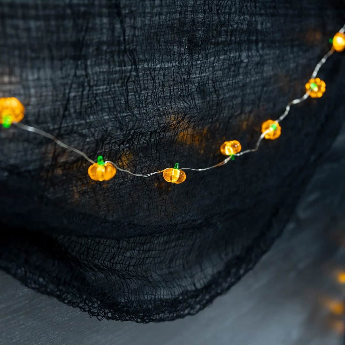 Halloween-Battery Operated String Lights with Pumpkin Motifs image number 1