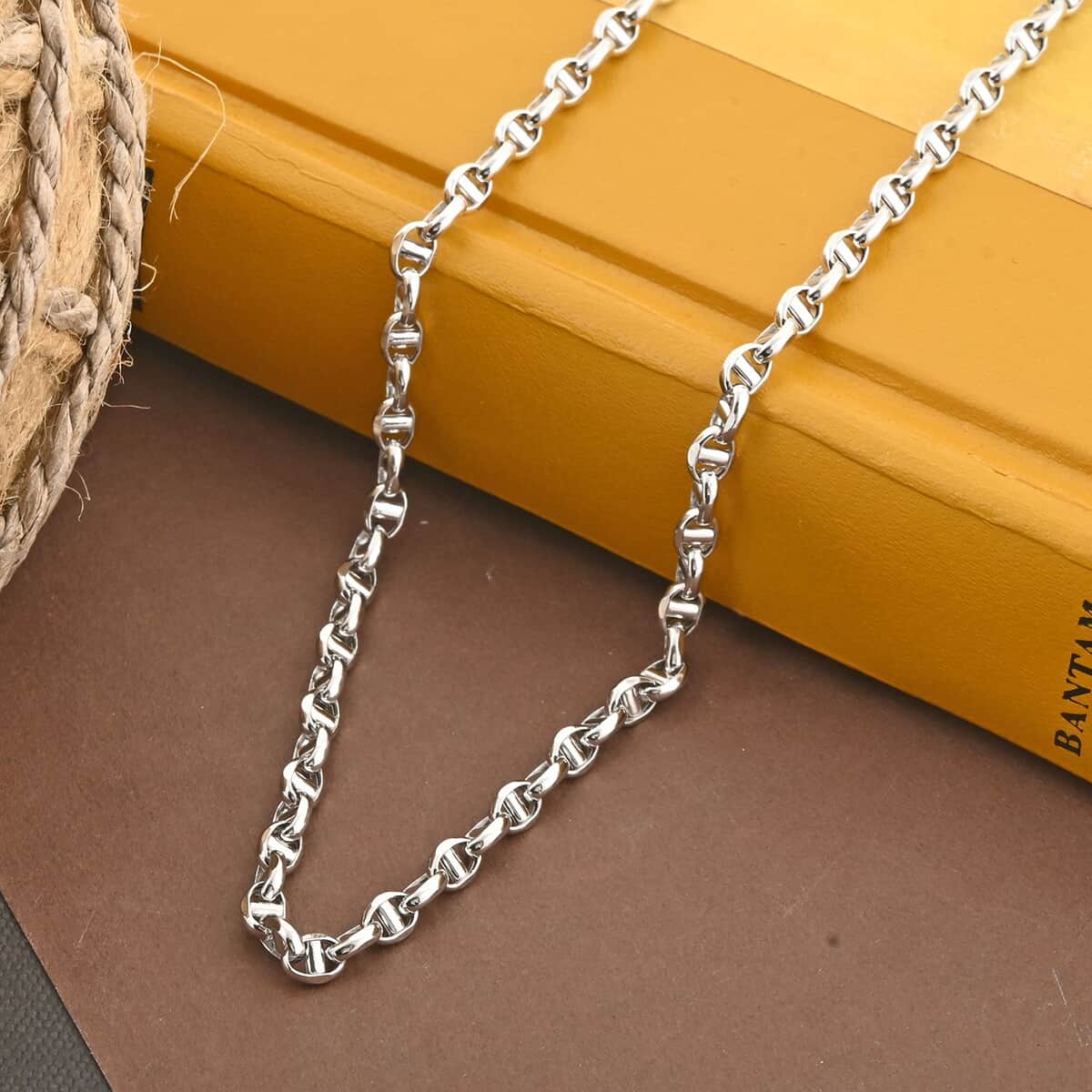 14K White Gold 4.15mm Filk Chain Necklace 24 Inches 9.15 Grams image number 1