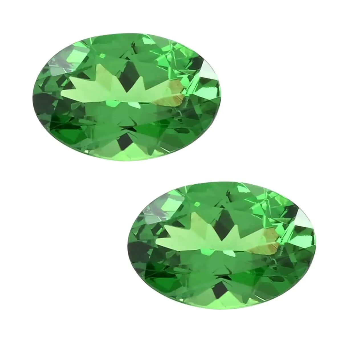 AAAA Tsavorite Garnet Set of 2 (Ovl 6.5x4.5 mm) 1.20 ctw Loose gemstone image number 0