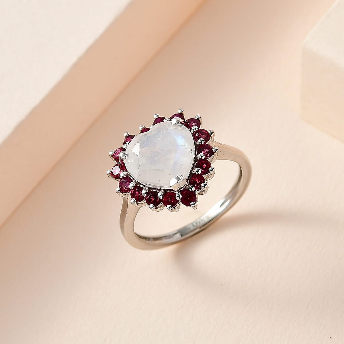 Premium Rainbow Moonstone and Signity Blazing Red Topaz Heart Ring in Platinum Over Sterling Silver (Size 6.0) 3.10 ctw image number 1