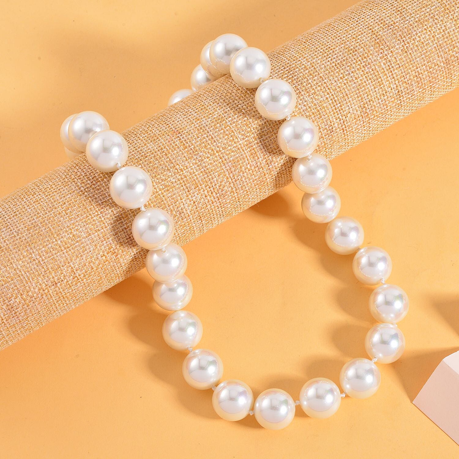 White Shell Pearl Necklace 20 Inches in Stainless Steel