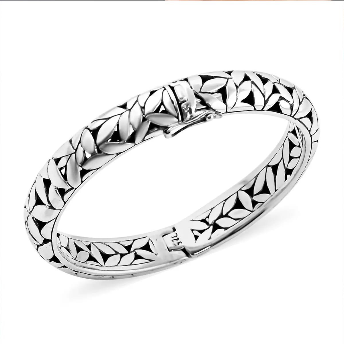 Bali Legacy Sterling Silver Floral Bangle Bracelet (8.00 In) 38.70 Grams image number 0