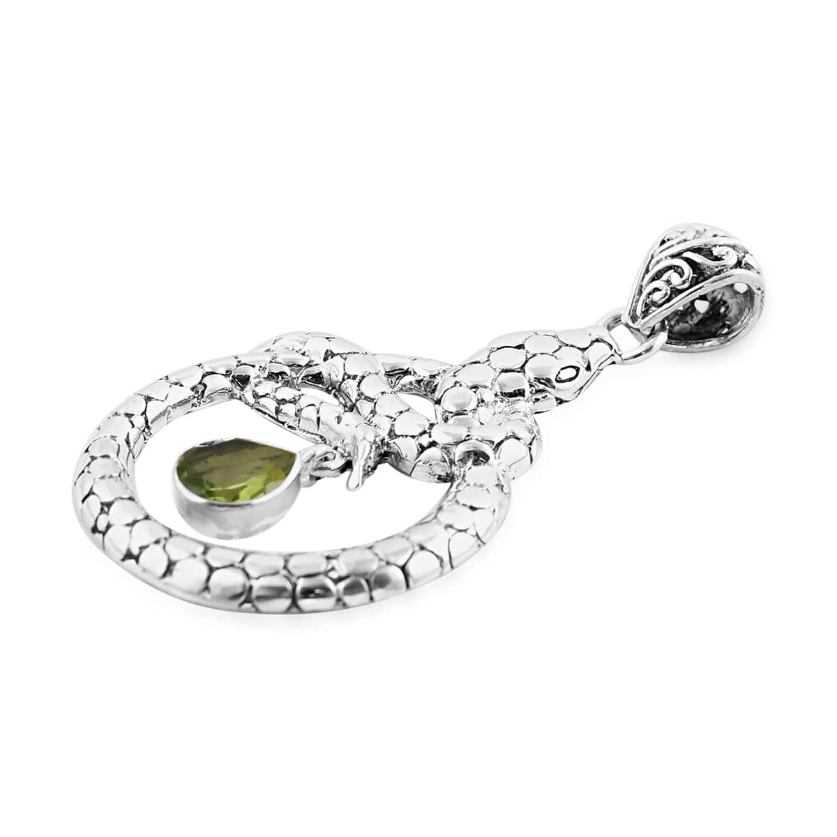 Bali Legacy Peridot Snake Pendant in Sterling Silver 1.00 ctw image number 3