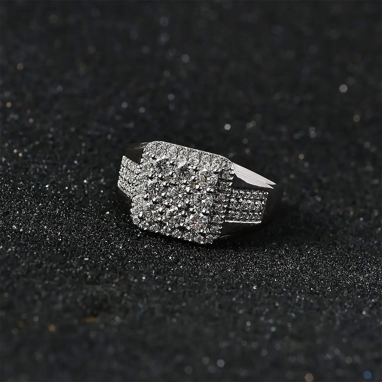 D'Joy Moissanite Men's Ring in Platinum Over Sterling Silver (Size 10.0) 1.65 ctw